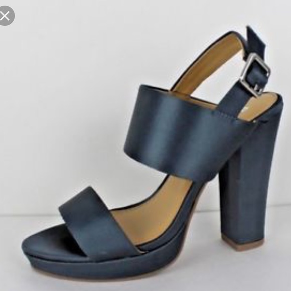 Report Shoes - Report | Lydia Grey Satin Chunky Heels NWOB